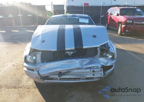 2007 Ford Mustang V6 Deluxe/V6 Premium z USA, uszkodzony, nr VIN 1ZVFT80N975254991